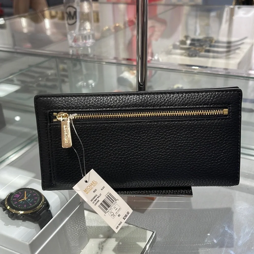 MICHAEL KORS
Reed Large Pebbled Leather Snap Wallet
Style# 35S3G6RE3L
Black 
NWT - Picture 14 of 16